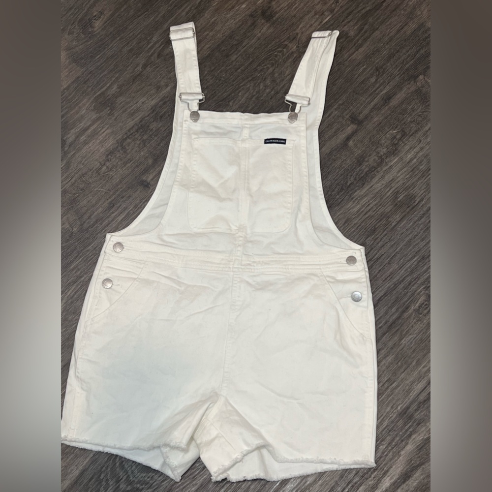Overall shorts